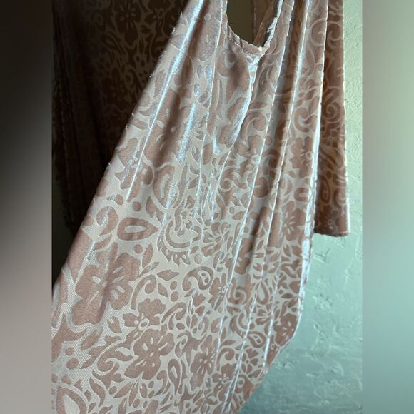 Boho Long Flowy Vest, purchased at Anthropologie, floral velvet embossed, blush - Picture 8 of 11
